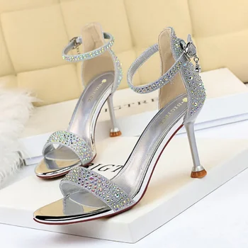 Пикантные женские свадебные туфли на высоком каблуке со стразами, Летние Модные босоножки на шпильке с открытым носком, Женские золотые вечерние туфли Sandalias Mujer
